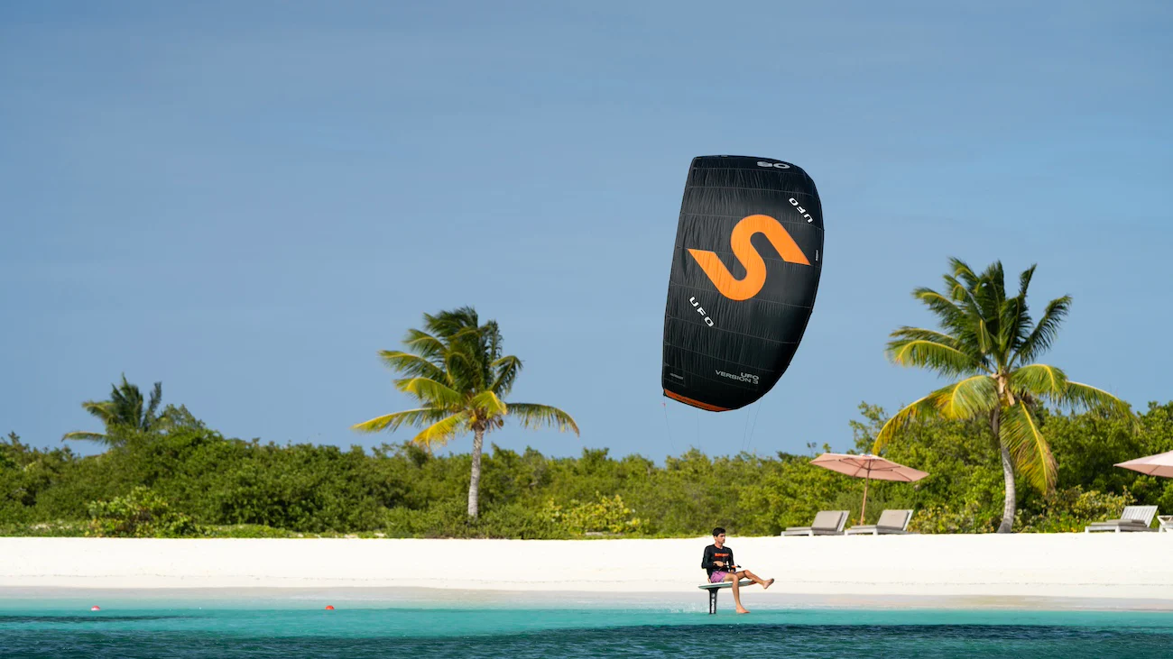 Slingshot UFO V3 Kite - Image 4